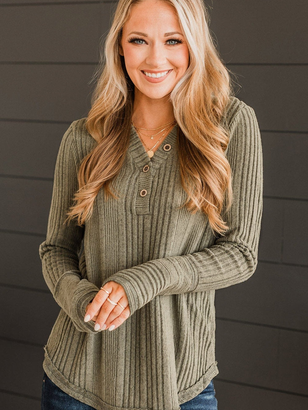 Jungle Green Ribbed Knit V-Neck Button-Up Top