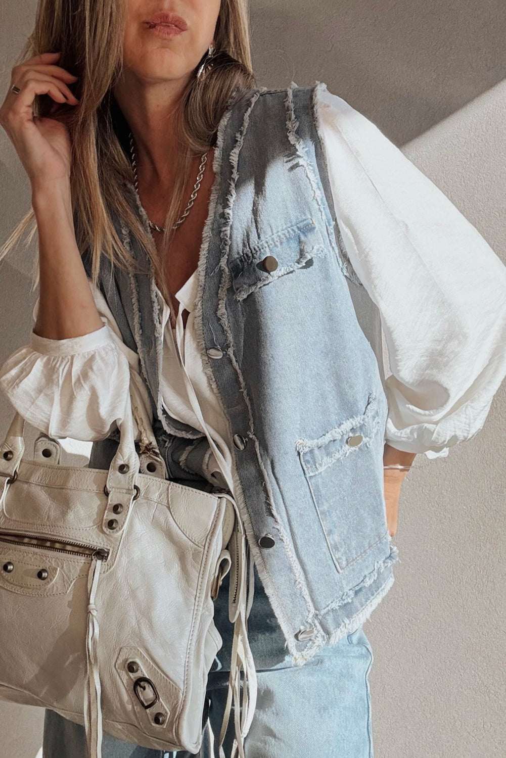 Beau Blue Frayed Edge Flap Pockets Denim Vest Jacket