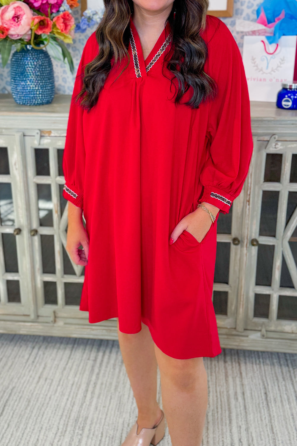 Fiery Red Plus Size Contrast Trim V Neck Puff Sleeve Loose Dress with Pockets