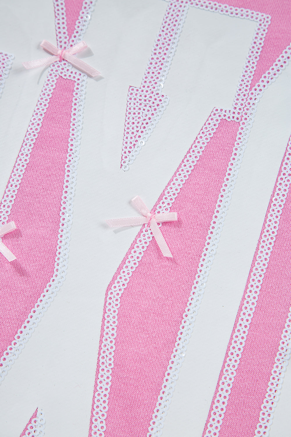 Pink Bow Sequin XOXO Letter Graphic Exposed Seam Baggy Sweatshirt