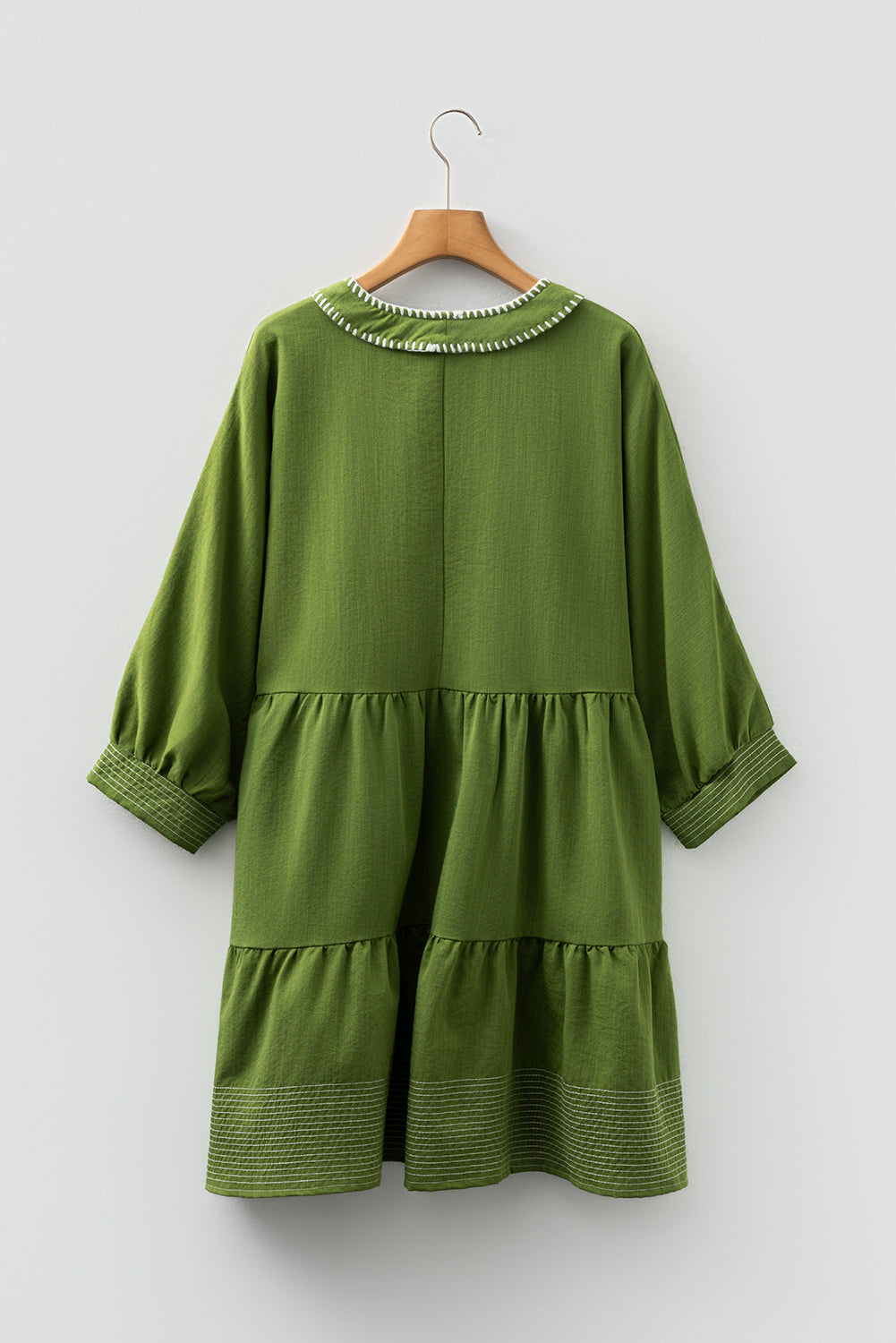 Jungle Green Contrast Stitched V Neck 3/4 Sleeve Tiered Mini Dress
