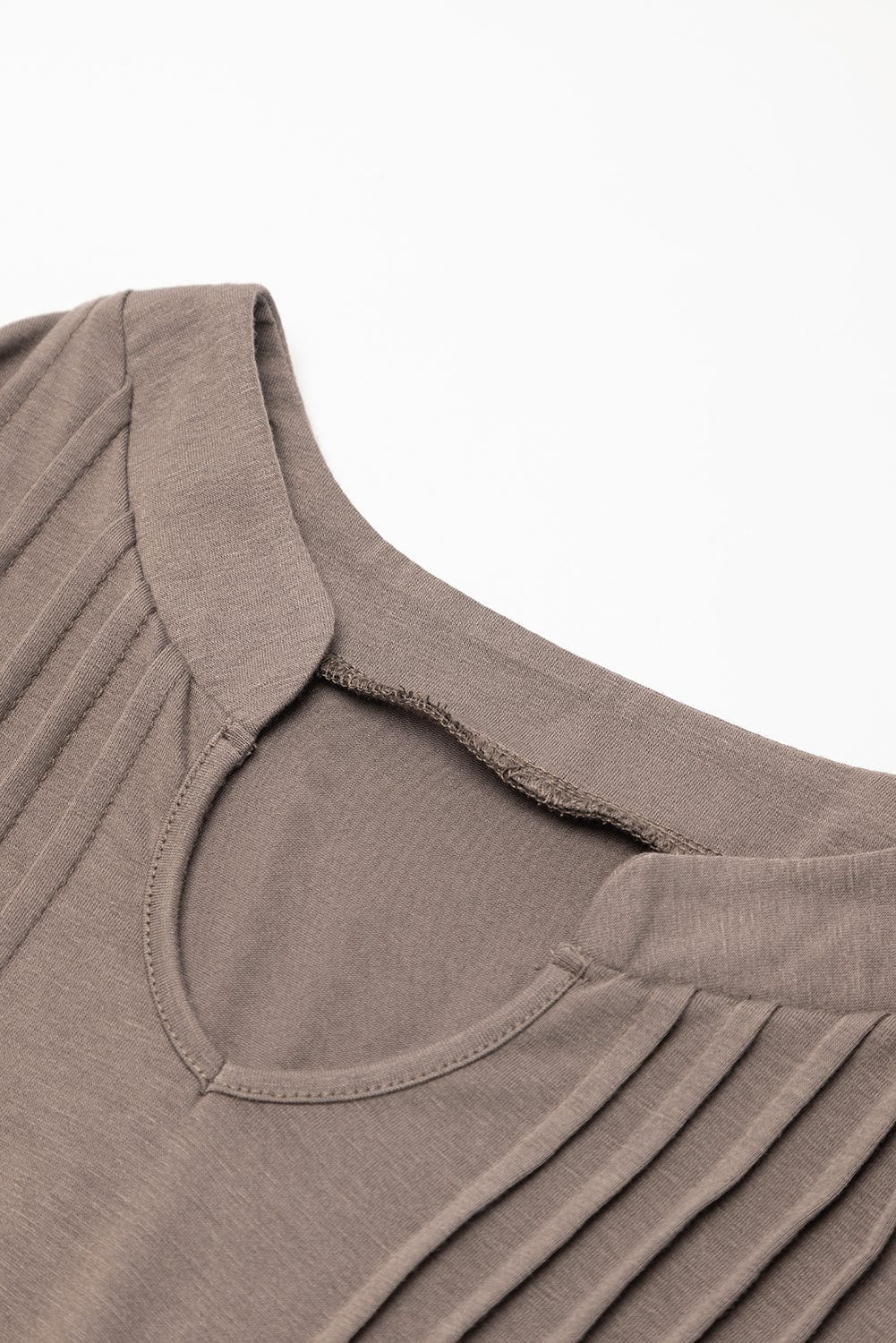 Desert Palm Pleated Notched Neck Puff Sleeve Shift Tee Dress