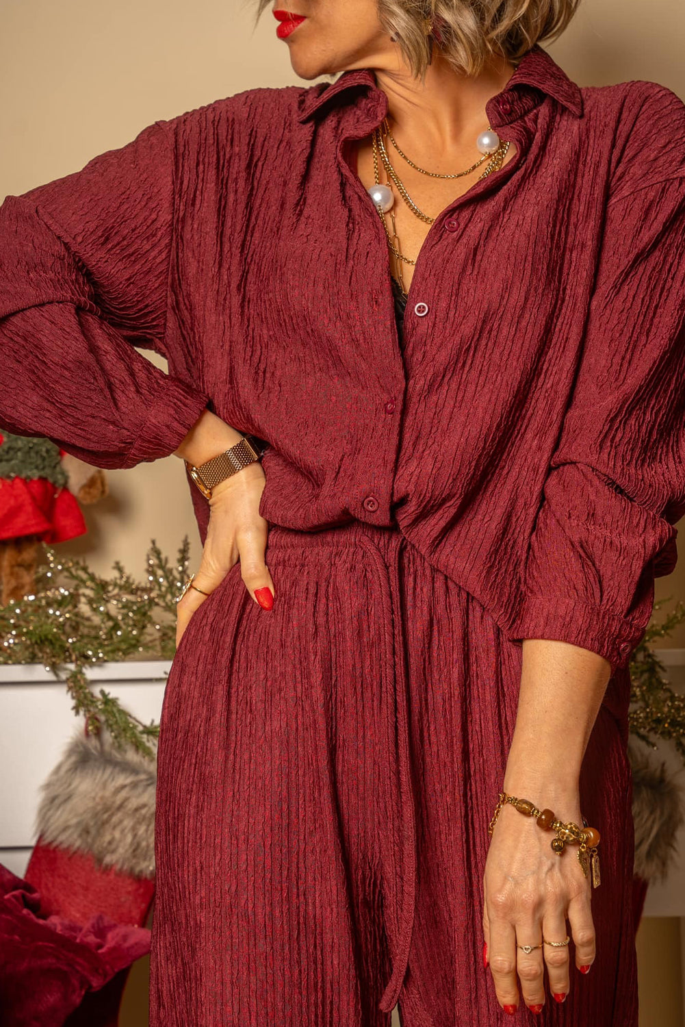 Red Dahlia Textured Loose Shirt Drawstring Elastic Waist 2pcs Pant Set