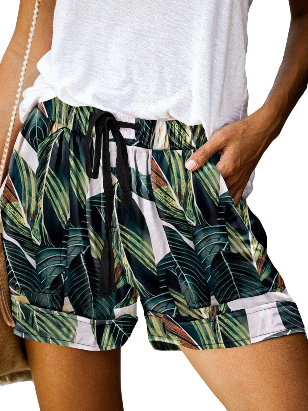 Green Leaves Print Drawstring Casual Elastic Waist Pocketed Shorts