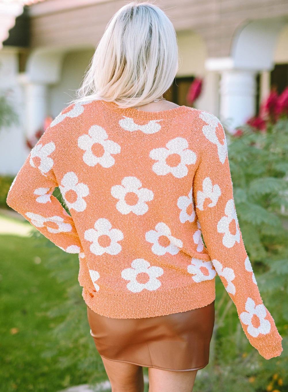 Knit Single-Breasted Heart Cardigan Sweater -Bishop - Barcelet - Closed - Scoop - Jewel