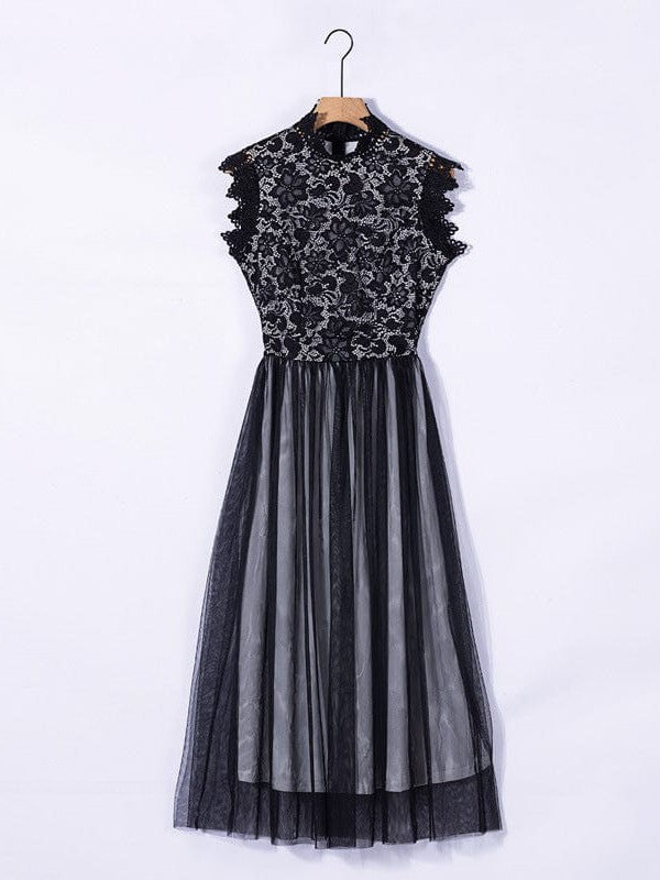 Lace Spliced Sleeveless Cocktail Dress in Solid Color
