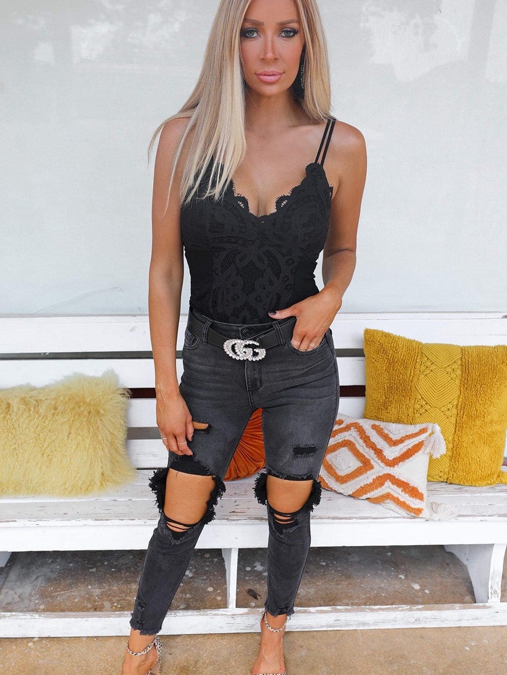 Lacy Black Scallop Sleeveless Body Top
