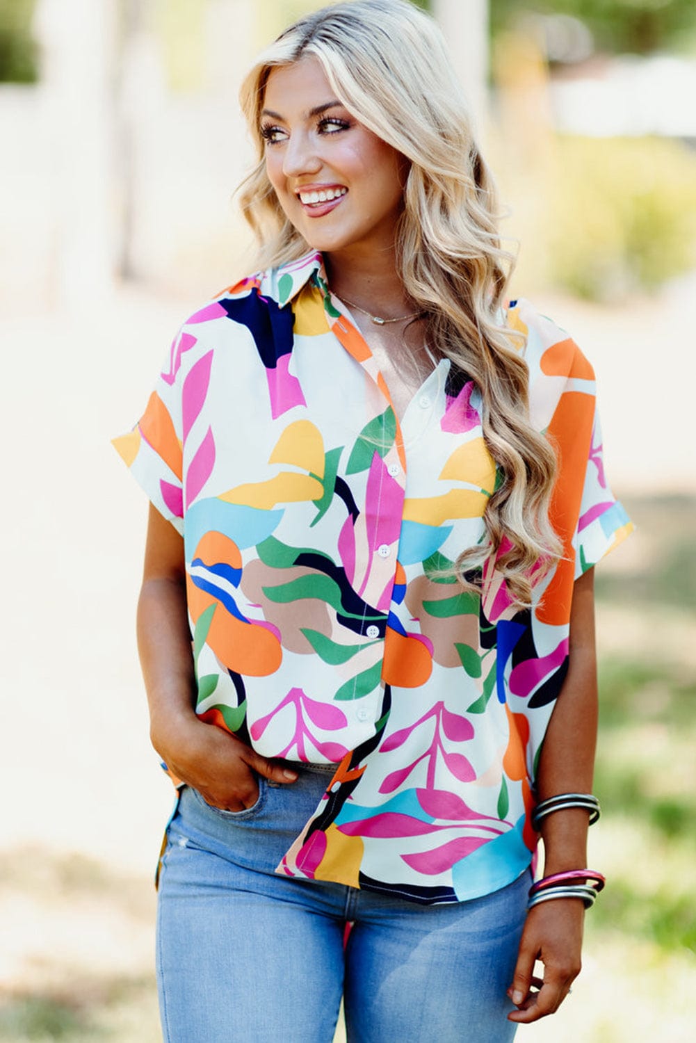 Leafy Print Short Sleeve Shirt with Abstract Design