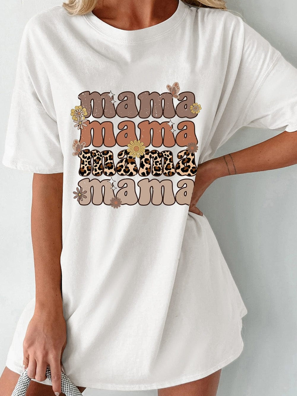 Leopard Mama Daisy Print White Crewneck Tee