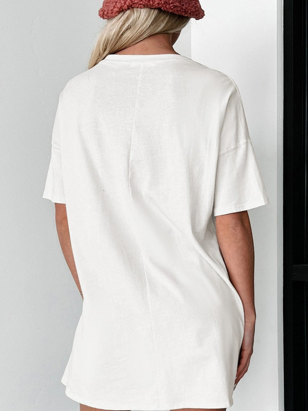 Leopard Mama Daisy Print White Crewneck Tee