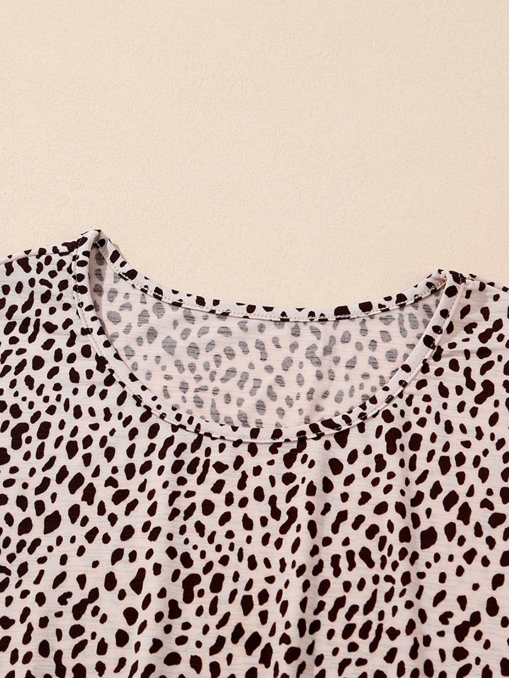 Loose Leopard Print V-neck Dress - Drop Shoulder- A-Line - Closed - Cape - Paneled