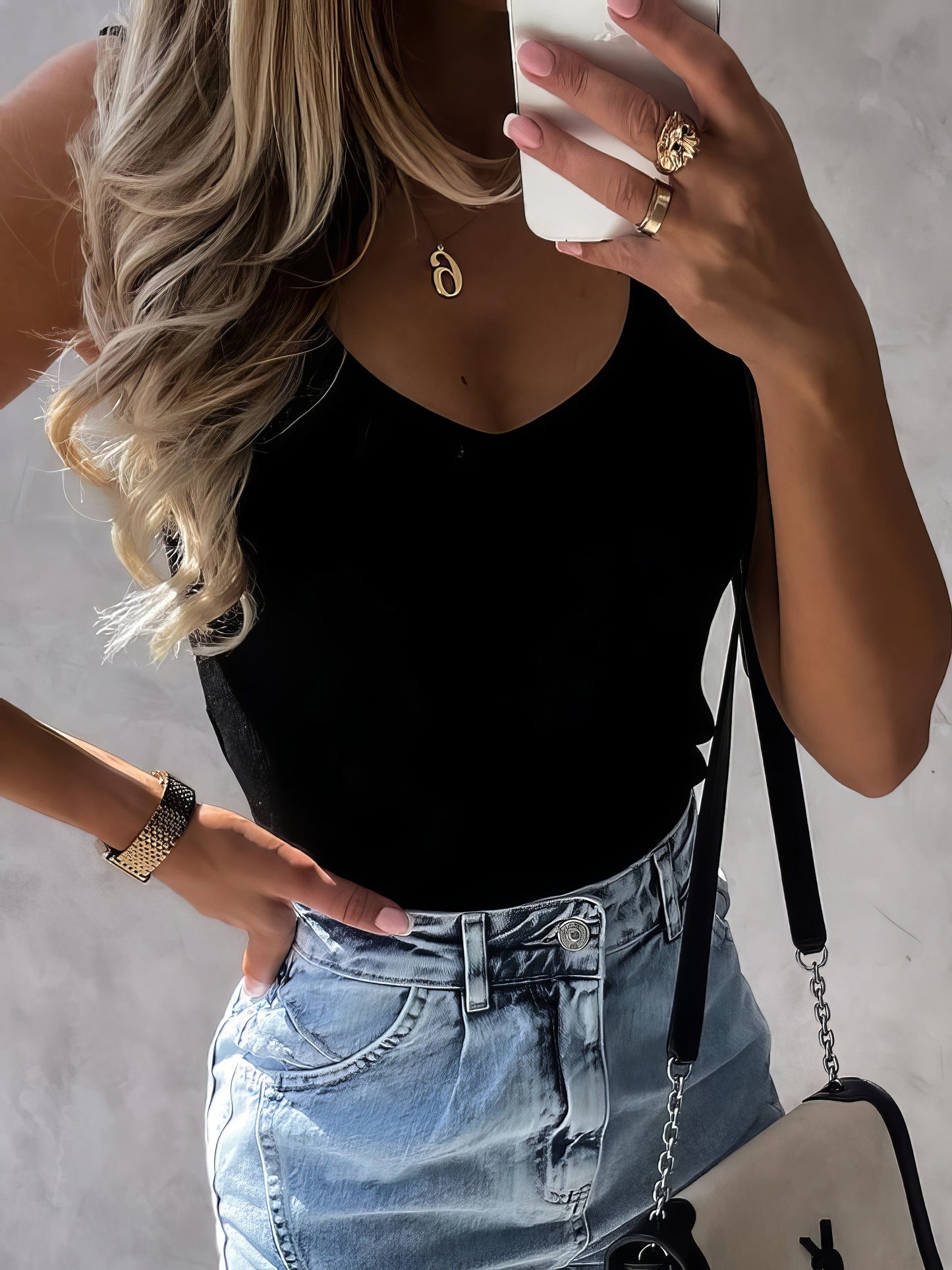 Pure Sleeveless V-Neck Casual Tank Tops