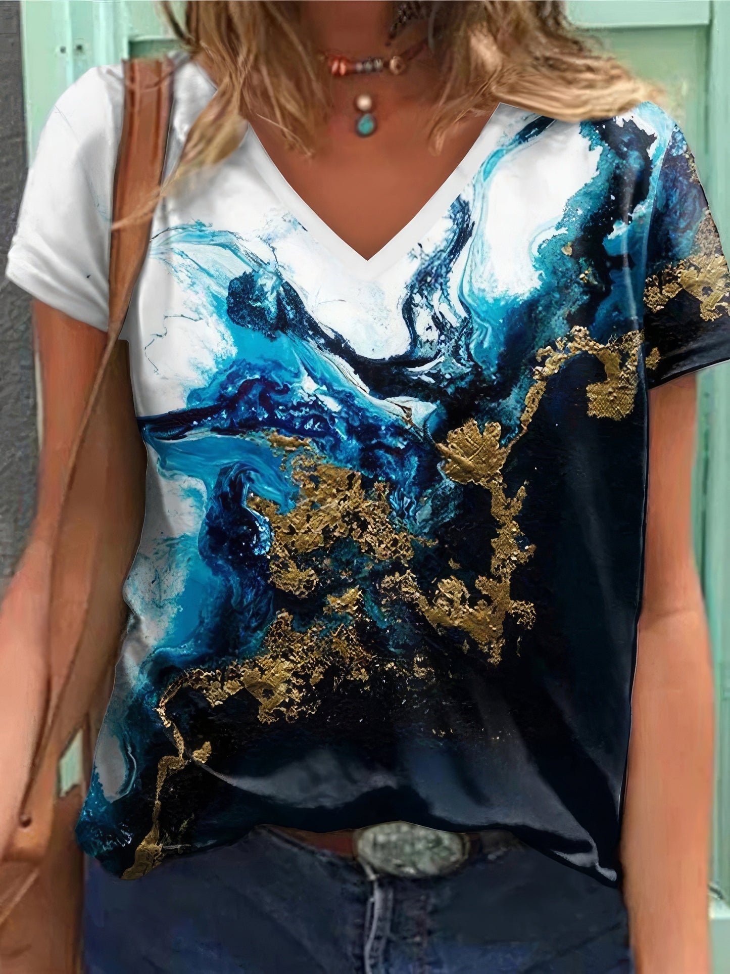 T-Shirts - Printed V-Neck Short Sleeve T-Shirt - MsDressly