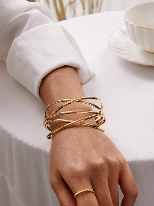 1pc Line Winding Shaped Cuff Bracelet - LuckyFash™