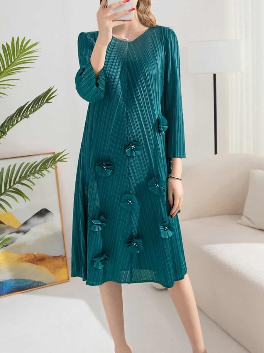 Dresses Pleated Solid Color V-Neck Nail Flower Loose Mid-length Midi Dress - LuckyFash™