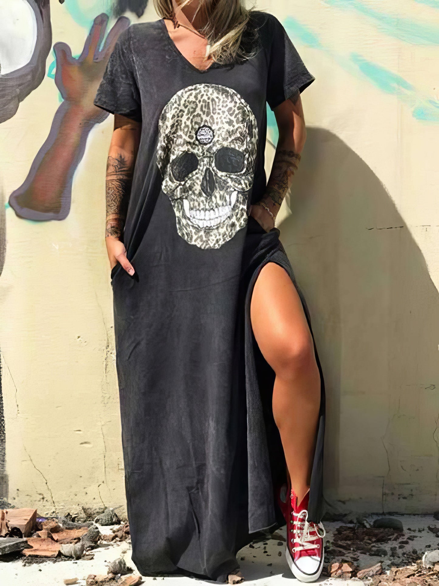 V-neck Short-sleeved Skull Print Slit T-shirt Dress - LuckyFash™