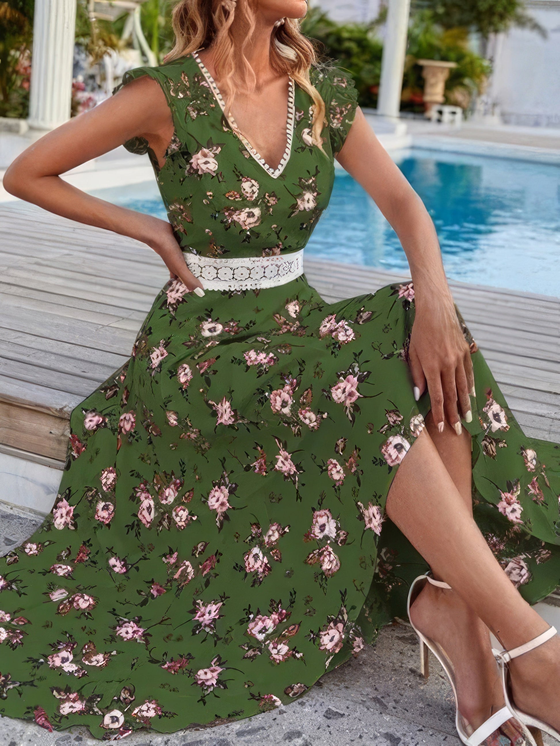 Dresses Floral Print V-Neck Sleeveless Dress - LuckyFash™