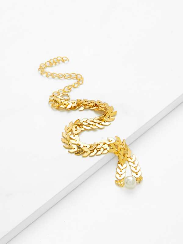 Arrow Choker With Faux Pearl - LuckyFash™