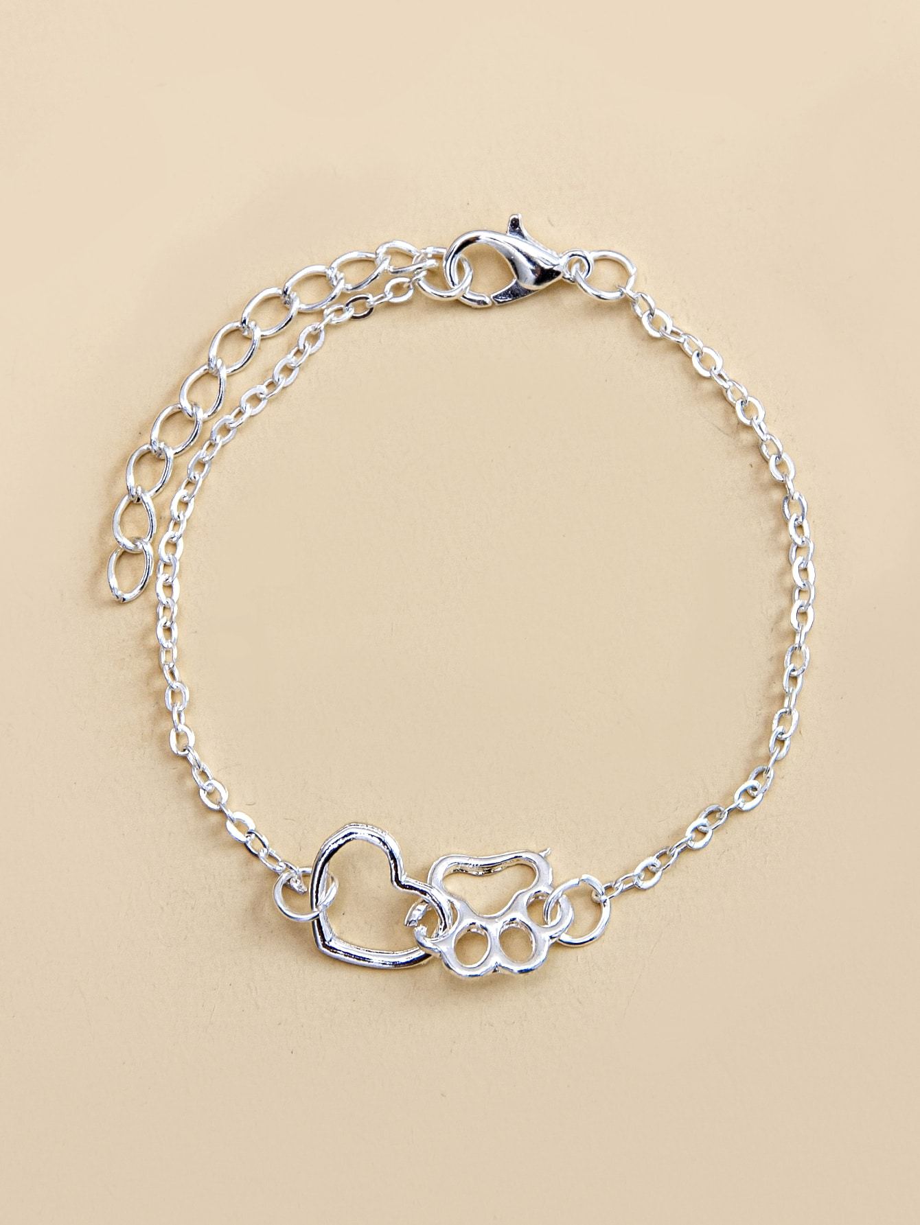 Hollow Out Heart Decor Bracelet - LuckyFash™