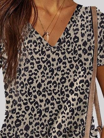 Leopard Print V-neck Short Sleeve Casual T-shirt - LuckyFash™
