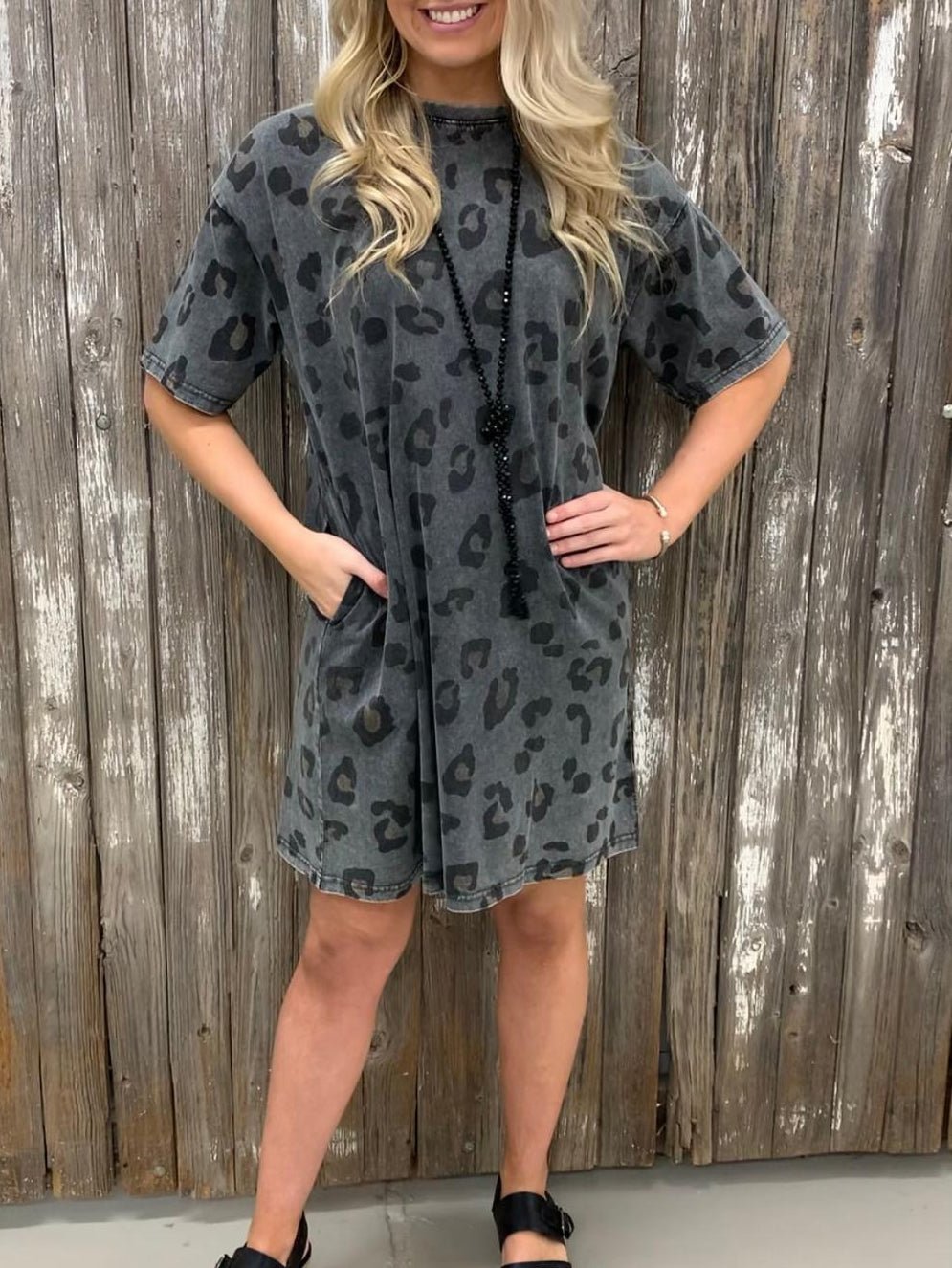 Dresses Loose Leopard Print Crew Neck Short Sleeve Dress - LuckyFash™