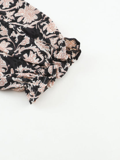 Elegant Black Floral V-Neck Pleated Blouse with Puff Sleeves