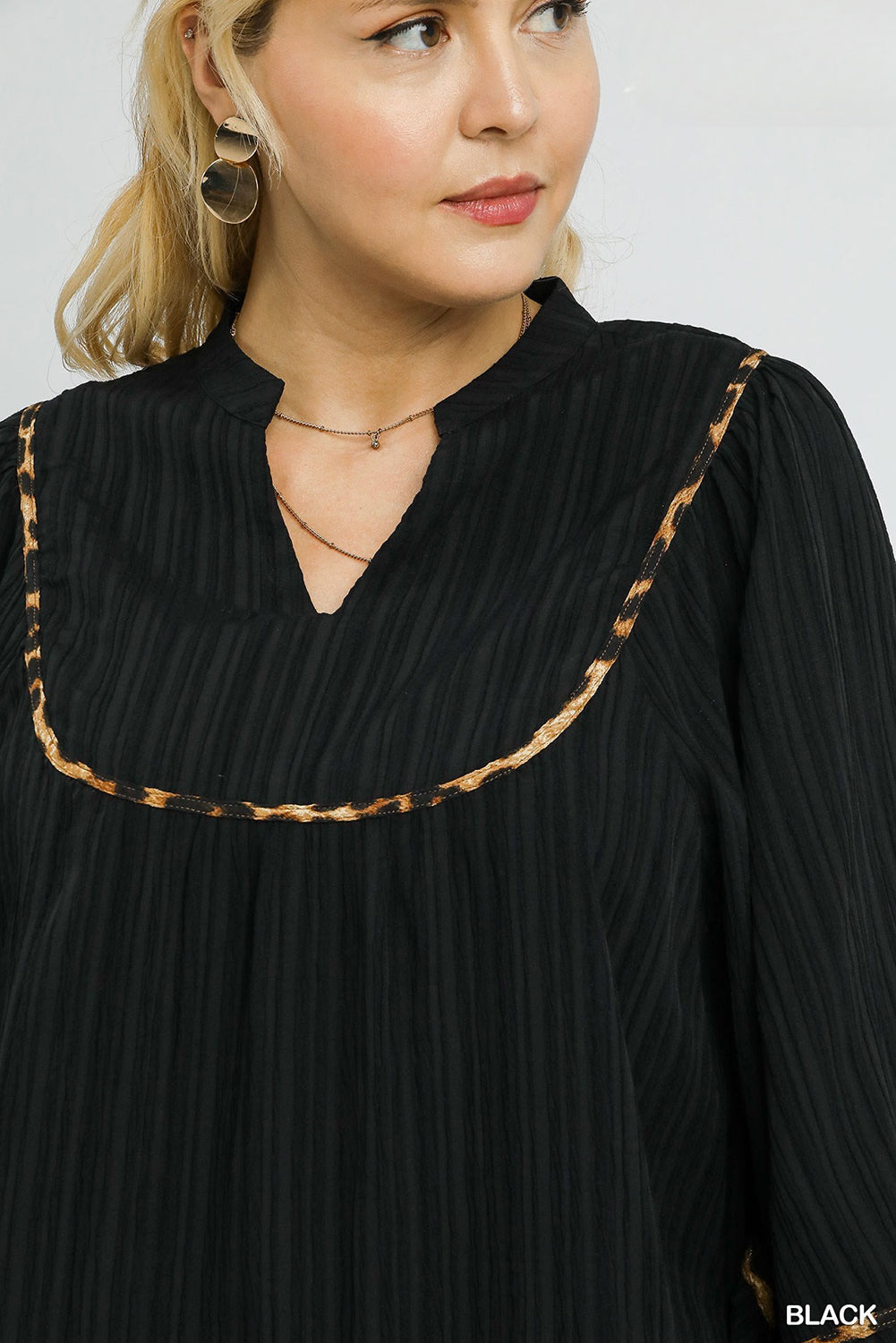 Black Plus Size Leopard Trim Split Neck Long Puff Sleeve Pleated Blouse
