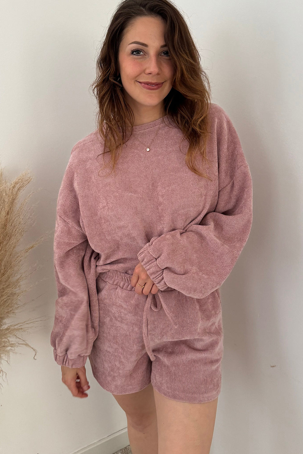 Fushia Solid Color Textured Knit Drop Shoulder Pullover Drawstring Shorts Set