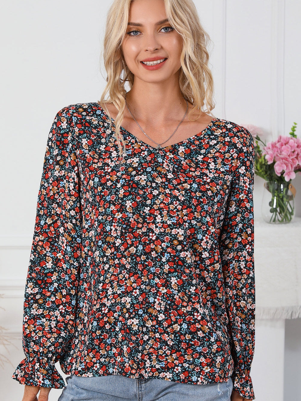Flame Red Lace Patch V-Neck Tie-Up Puff Sleeve Floral Top