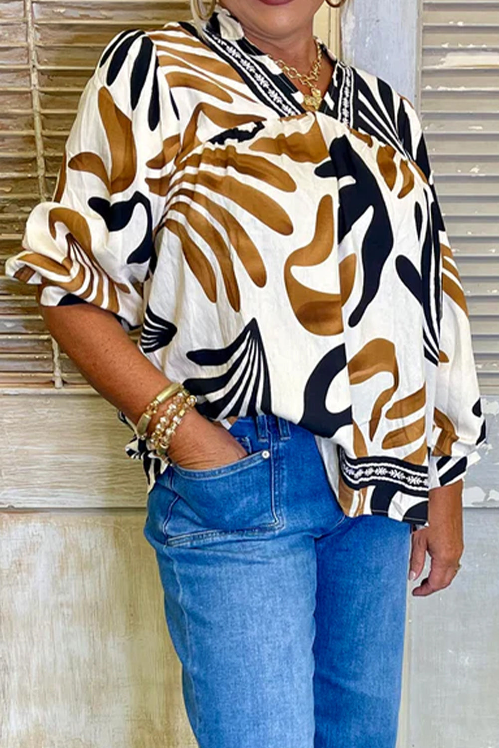 White Plus Size Vacation Leaf Print Contrast Trim V Neck Dolman Blouse