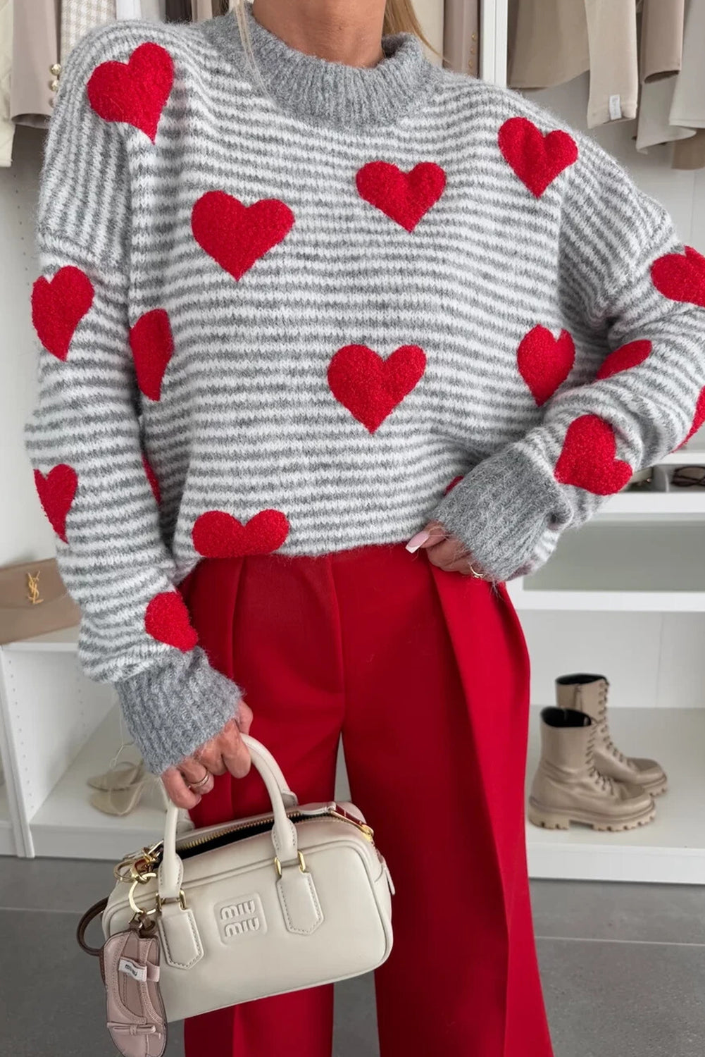 Gray Stripe Contrast Heart Pattern Brushed Knit Sweater