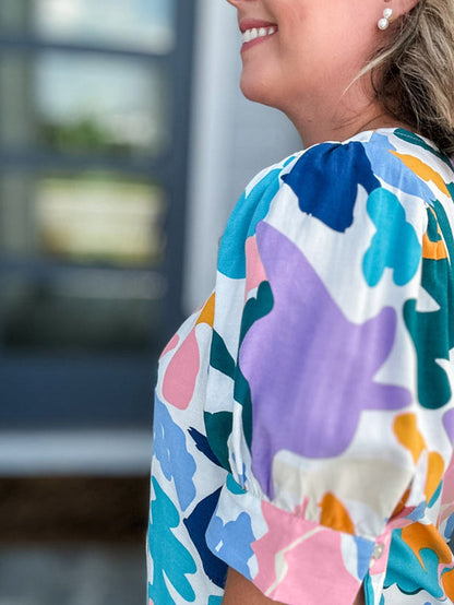 Sky Blue Geometric Print Puff Sleeve V Neck Top for Curvy Fashionistas