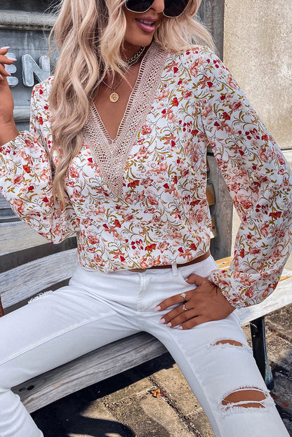 Elegant White Lace V-Neck Blouse with Floral Pattern