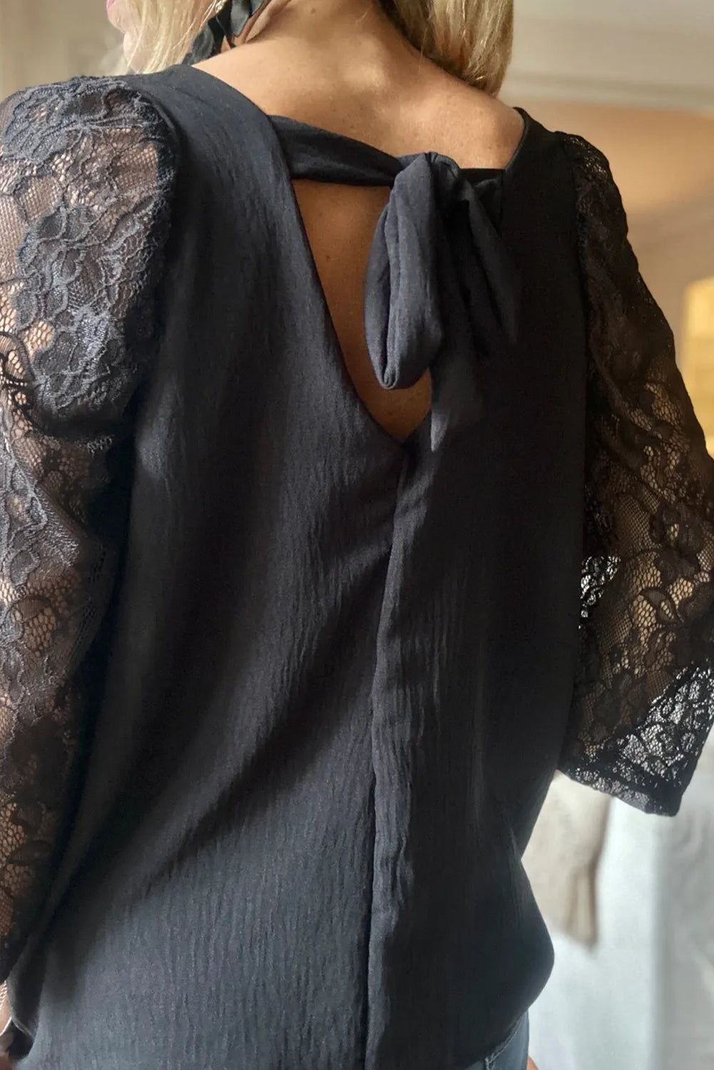 Black Lace Patchwork 3/4 Sleeve V Neck Blouse