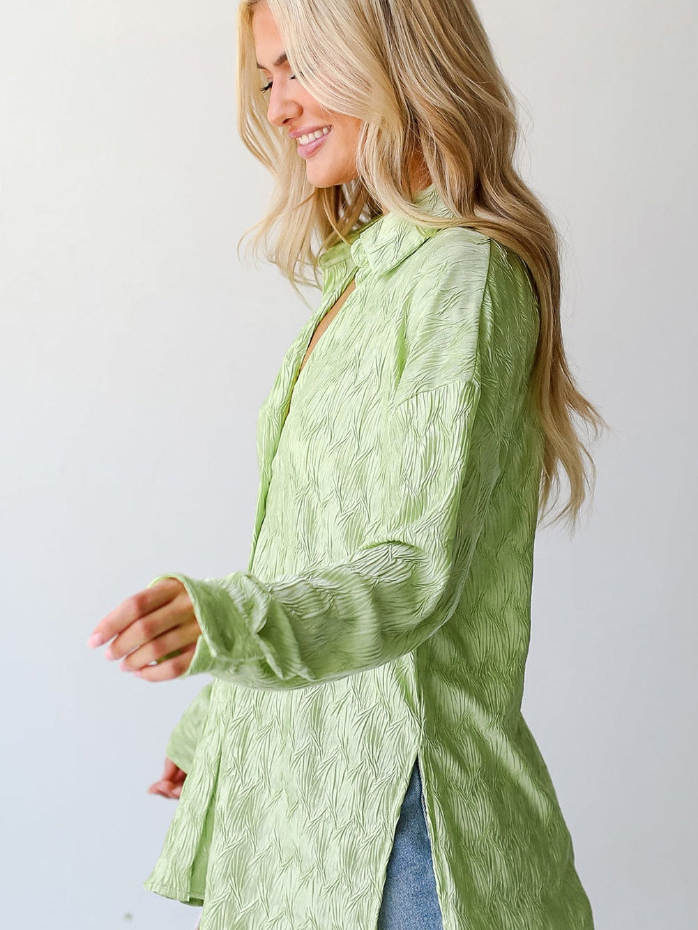 Green Slit Texture Oversized Collared Shirt