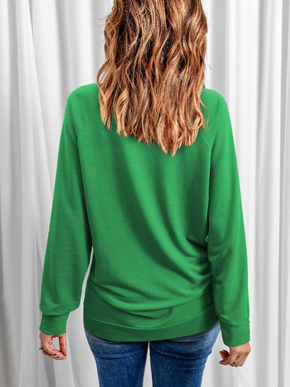Green Raglan Sleeve Sweatshirt with Round Neck