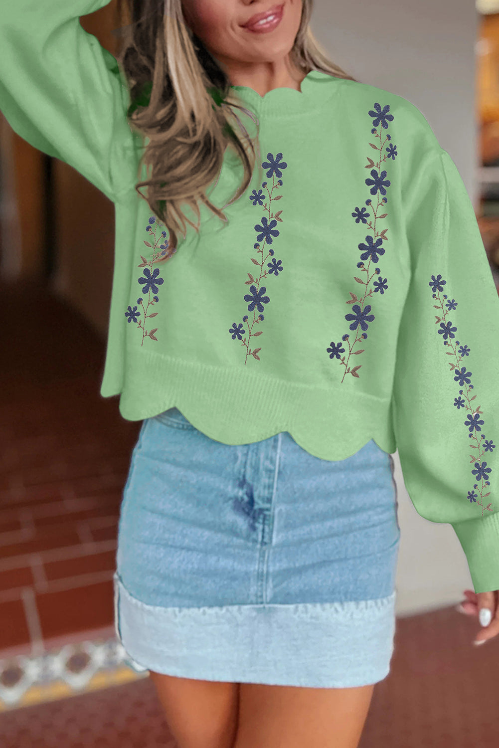 Light Green Floral Embroidered Scallop Hem Cropped Sweater