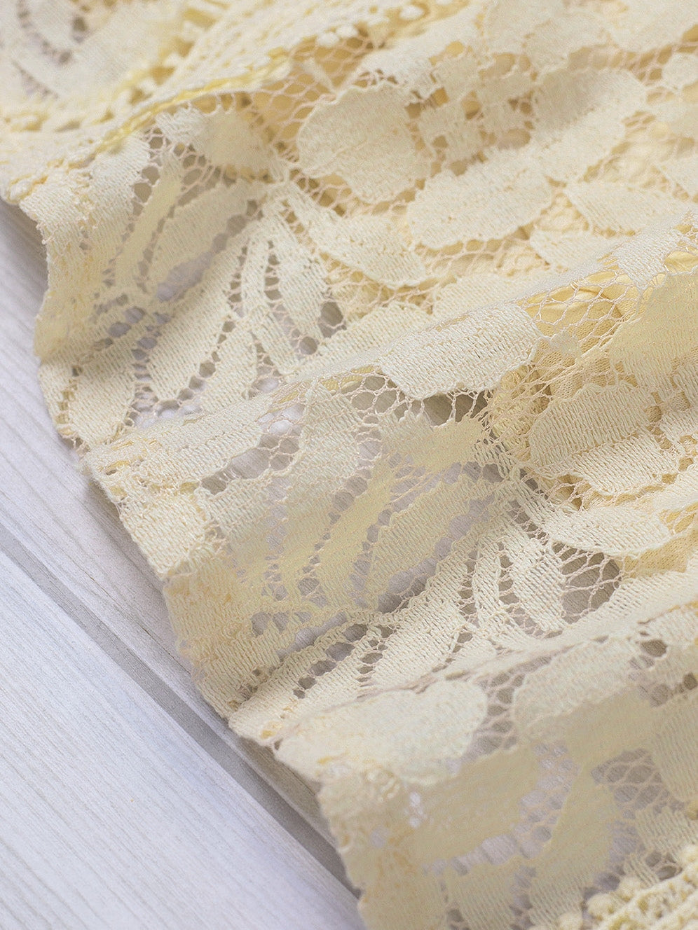 Floral Lace Sleeveless V-Neck Tank Top