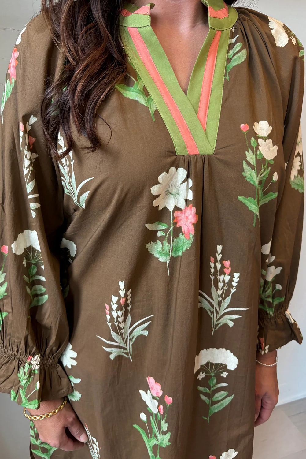 Brown Floral Print Striped Contrasted V Neck Flounced Bracelet Sleeve Shift Dress