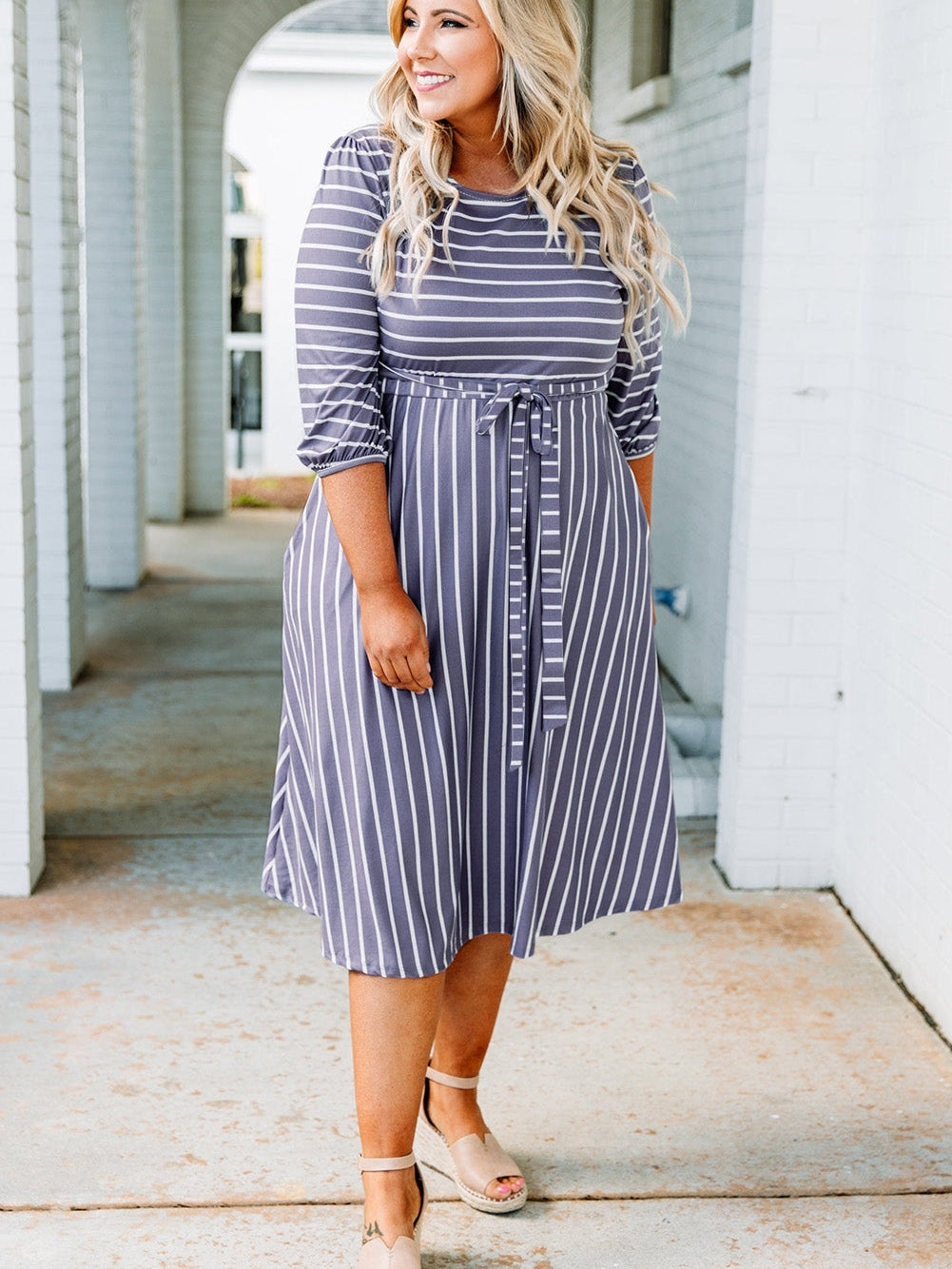 Elegant Gray Striped Tie Waist Midi Dress for Plus Size Women