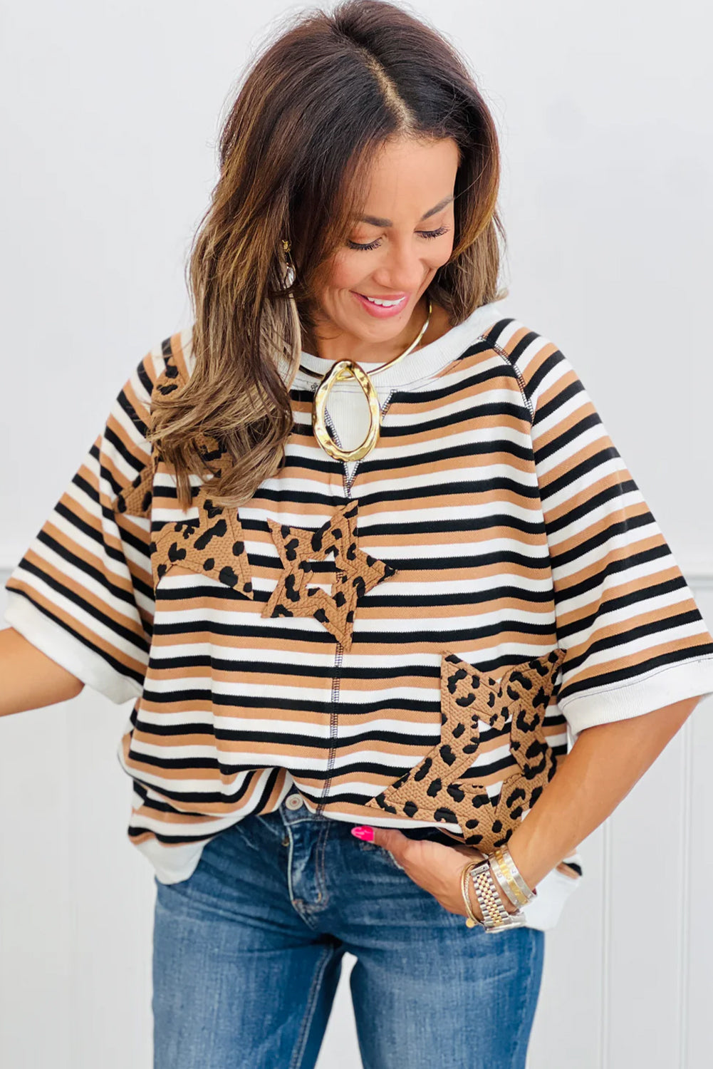 Khaki Stripe Star Patched Exposed Seam Half Sleeve Casual Top