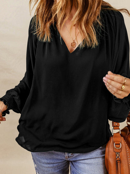 Elegant Black V-Neck Puff Sleeve Pleated Top