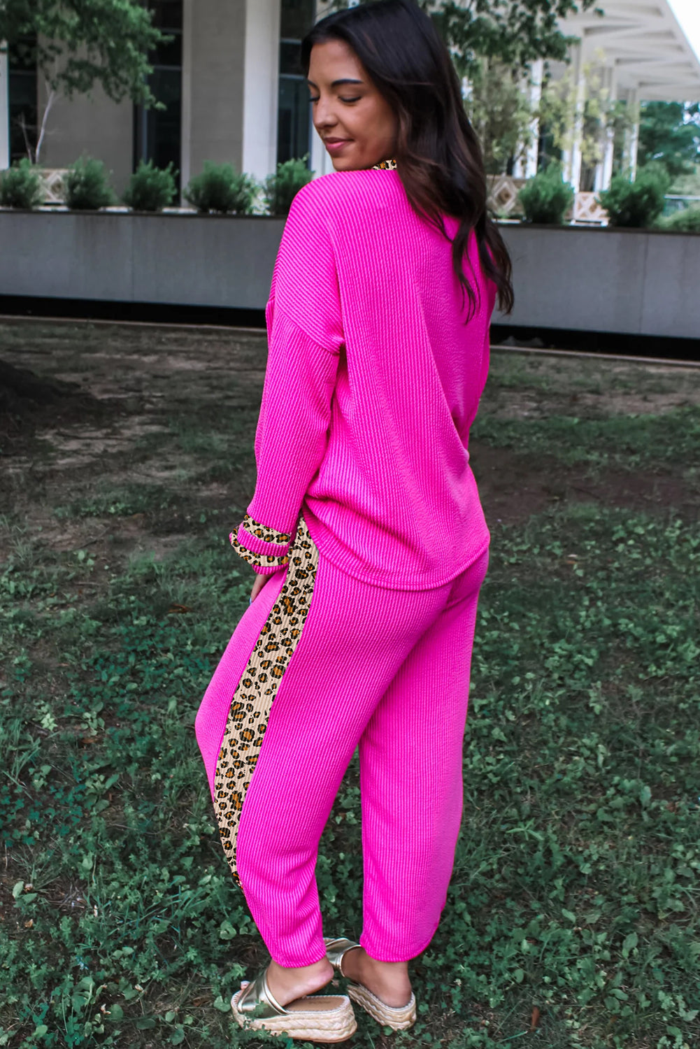 Bright Pink 3D Ribbed Contrast Leopard Trim Loose Pullover Casual Pant Set