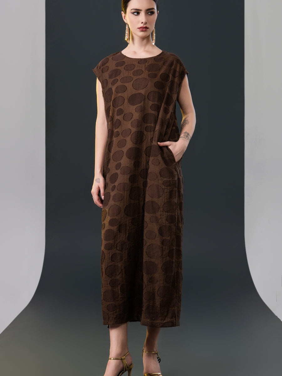 Chic Brown Sleeveless Maxi Dress with Polka Dot Texture