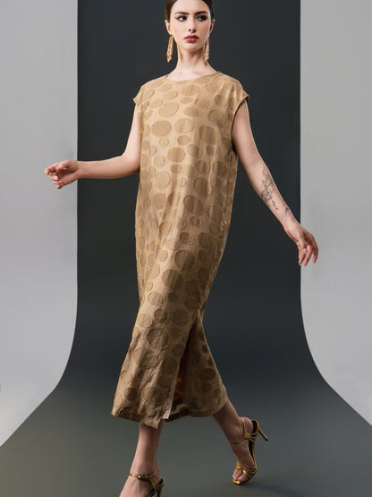 Chic Brown Sleeveless Maxi Dress with Polka Dot Texture