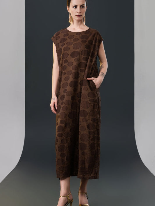 Chic Brown Sleeveless Maxi Dress with Polka Dot Texture