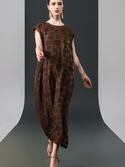 Chic Brown Sleeveless Maxi Dress with Polka Dot Texture