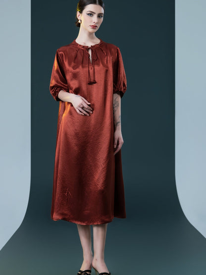 Emerald Green Satin Tunic with White Wide-Leg Pants