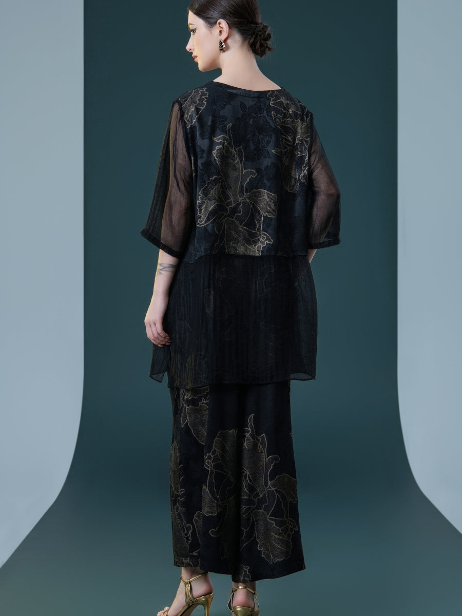 Chic Black Floral Two-Piece Set with V-Neck Top and Wide-Leg Pants