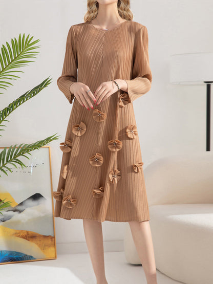 Pleated Solid Color V-Neck Nail Flower Loose Mid-length Midi Dress